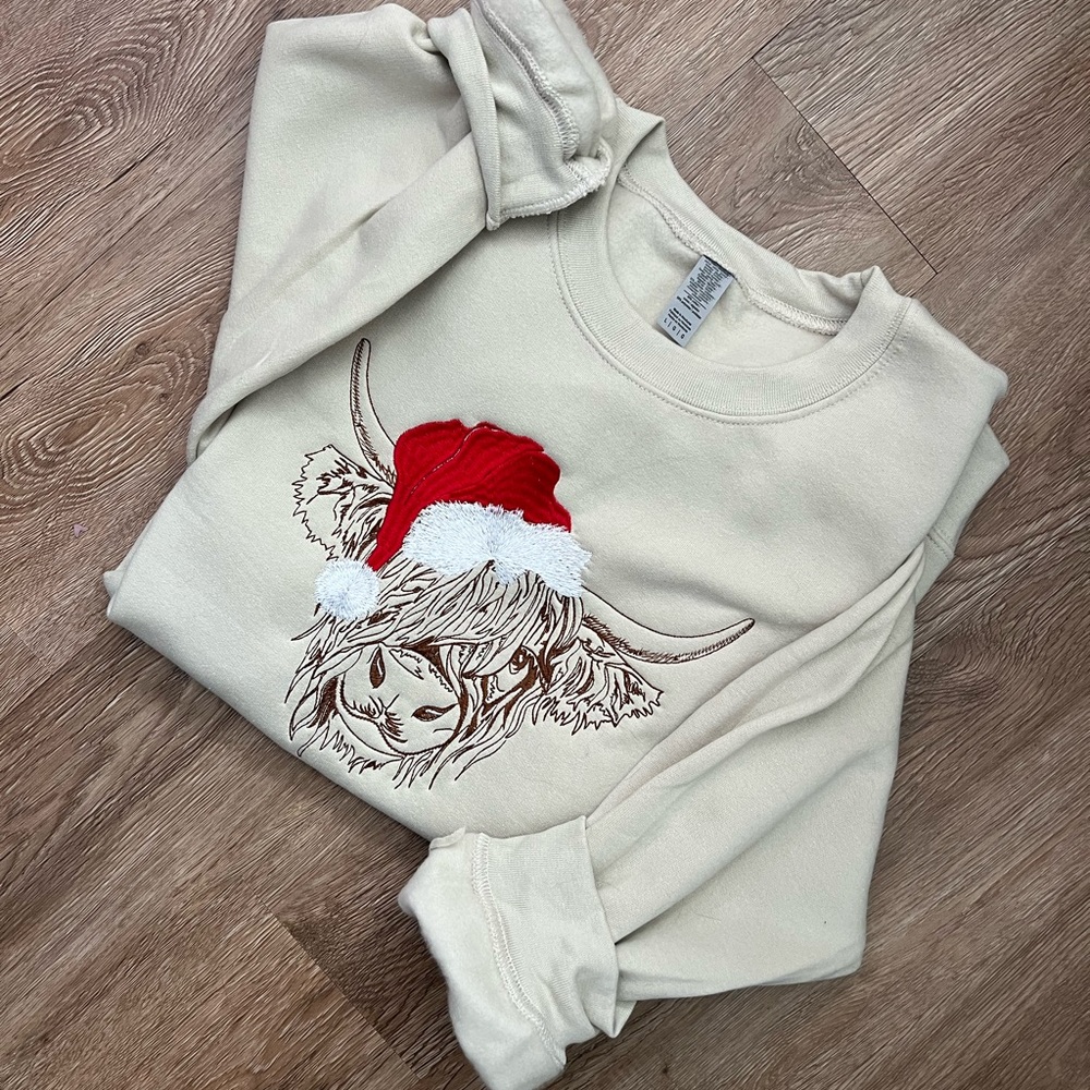 Highland Christmas Cow Crewneck!